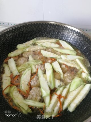 虫草花丝瓜肉丸汤的做法步骤：9