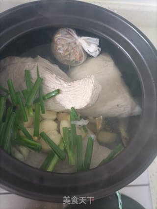 卤猪肉的做法步骤：6