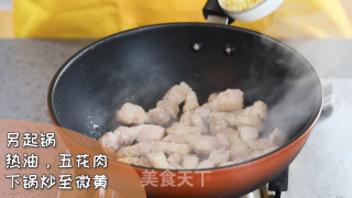 土豆烧肉的做法步骤：2