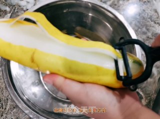 老黄瓜汤的做法步骤：1