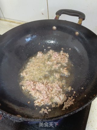 烂肉青豆的做法步骤：2