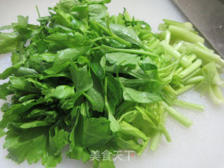 芹菜拌鸡胸肉的做法步骤：7