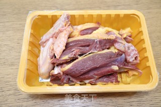 浓香入味的胡萝卜土豆焖鸭肉的做法步骤：1