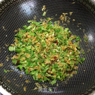 虾皮青椒丁的做法步骤：4