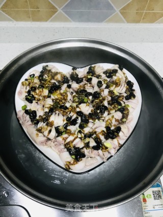 豆豉蒸花肠的做法步骤：8