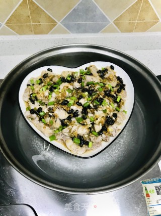 豆豉蒸花肠的做法步骤：10