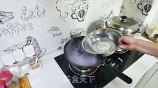 酸辣煎蛋空心面的做法步骤：6
