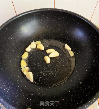 香菇土豆炖鸡的做法步骤：3