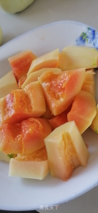 木瓜银耳汤的做法步骤：1