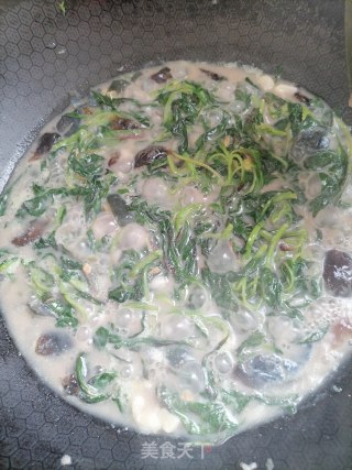 苋菜皮蛋汤的做法步骤：7