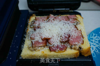 腊肉三明治的做法步骤：3