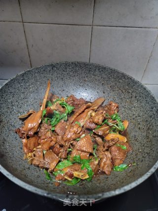 三杯鸭的做法步骤：16