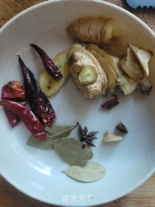 酱油鸭的做法步骤：2