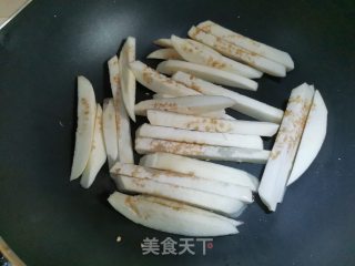 肉末茄子煲的做法步骤：1