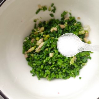 “下饭菜”韭苔滑蛋的做法步骤：3