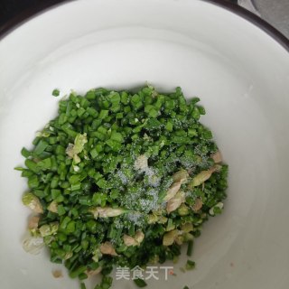 “下饭菜”韭苔滑蛋的做法步骤：4