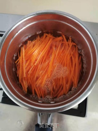 酸辣三丝的做法步骤：4