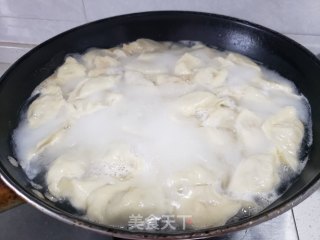 干豆角肉馅饺子的做法步骤：8