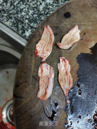小煎牛蛙的做法步骤：4