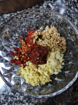 小煎牛蛙的做法步骤：10