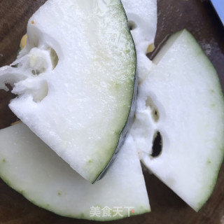 核桃油蒜香冬瓜的做法步骤：1