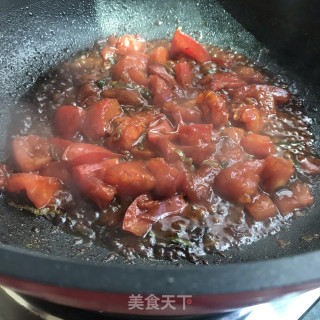海参番茄牛肉米线的做法步骤：5