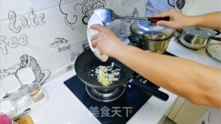 醋溜西葫芦的做法步骤：2