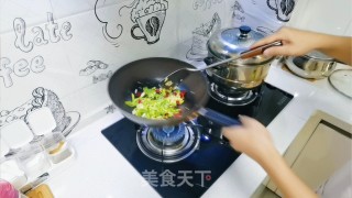 醋溜西葫芦的做法步骤：3