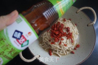 凉拌金针菇的做法步骤：6