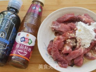 里脊肉卷饼的做法步骤：3