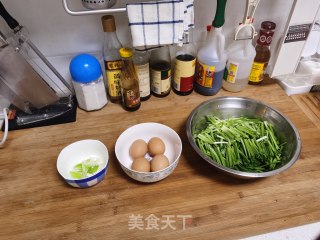 韭菜炒鸡蛋的做法步骤：1