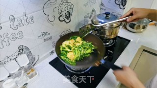 韭菜炒鸡蛋的做法步骤：8