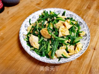 韭菜炒鸡蛋的做法步骤：11