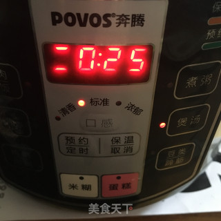 花生莲藕煲排骨的做法步骤：5