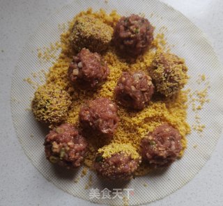 小米蒸丸子的做法步骤：12
