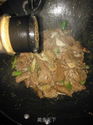 葱爆羊肉的做法步骤：6