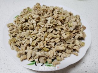 芝麻炒线椒笋子的做法步骤：5