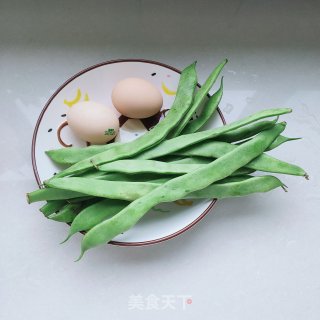 肉丝鸡蛋炒芸豆的做法步骤：1