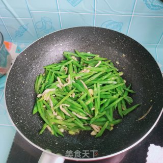 肉丝鸡蛋炒芸豆的做法步骤：15