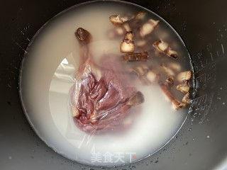 窝蛋腊味饭的做法步骤：2