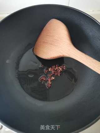 香辣牛肉炖土豆的做法步骤：2