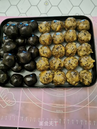 五仁月饼的做法步骤：5