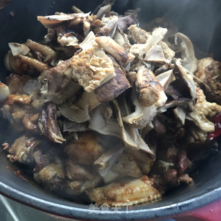 麻辣鸡块炖松茸的做法步骤：8