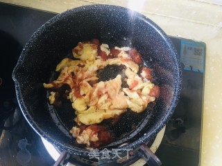 西红柿酱鸡蛋面的做法步骤：3
