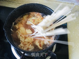 西红柿酱鸡蛋面的做法步骤：5