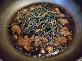 豆角干烧排骨的做法步骤：10