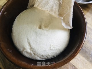 大肉南瓜灌汤包子的做法步骤：8