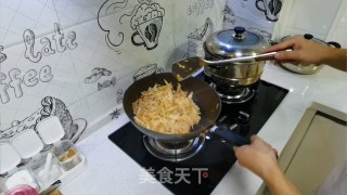 莲菜炒肉丝的做法步骤：14