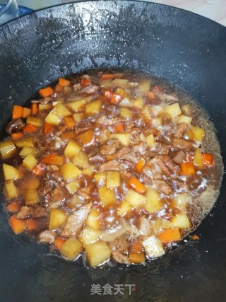 烧烤味土豆肉丁的做法步骤：4