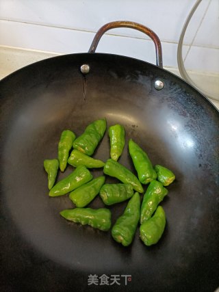 豆豉辣椒的做法步骤：2